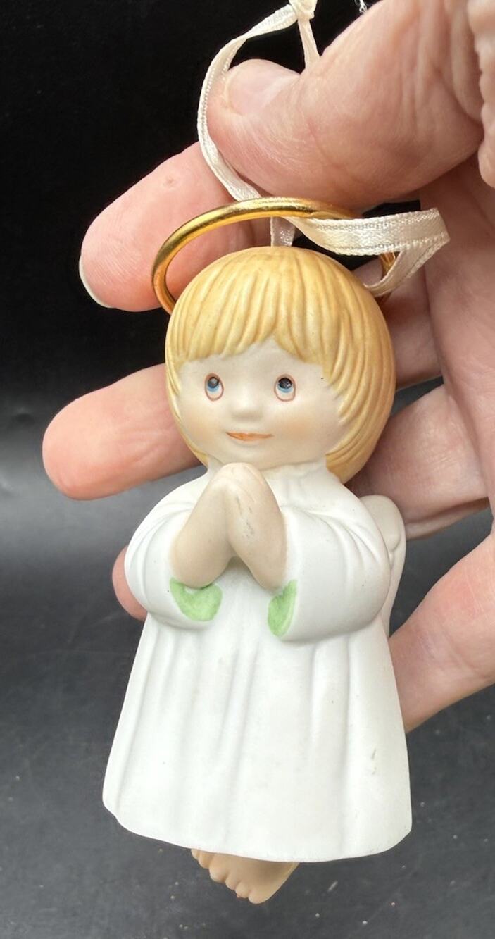 1995 Hallmark Keepsake Ornament JOY Angel Bells Collection EUC -LO31